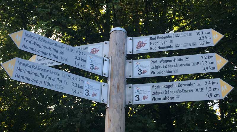 Beschilderung des Rotweinwanderweg im Ahrtal